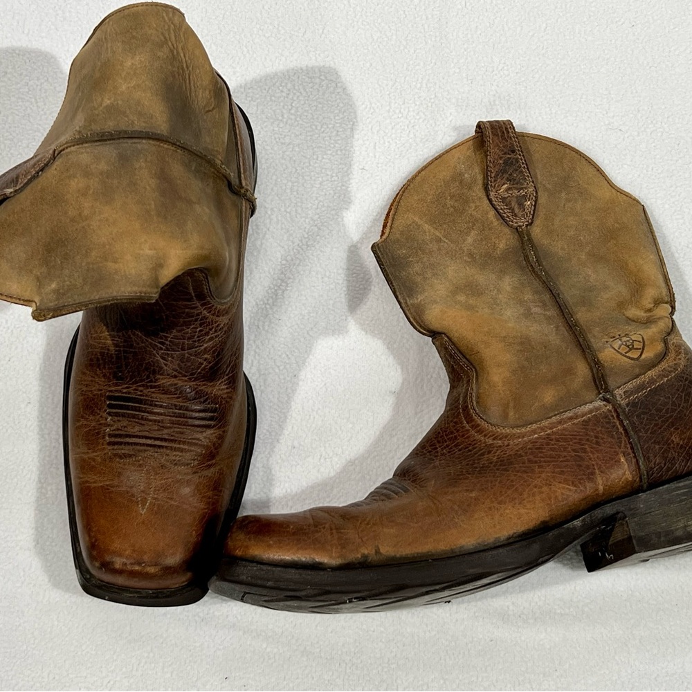 Ariat leather Cowboy Boots